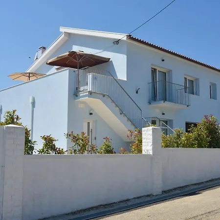 بيت ضيافة Maias House 3*