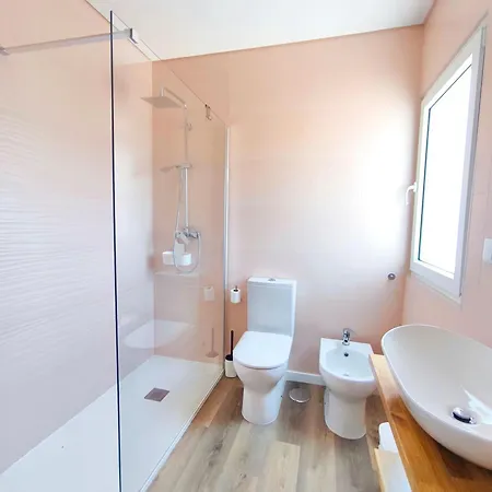 Maias House 3* פיגואיירה דה פוז