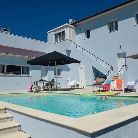 בית הארחה Maias House 3*