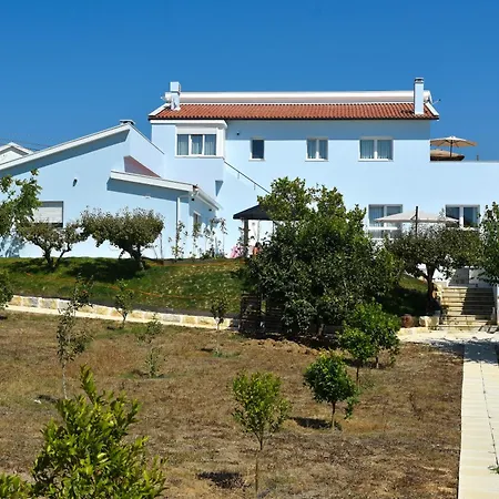 Maias House 3* פיגואיירה דה פוז