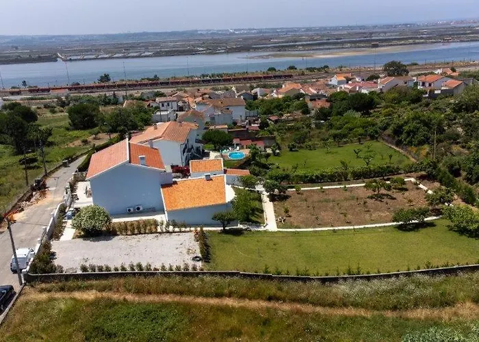 Гостевой дом Maias House Фигейра-да-Фош