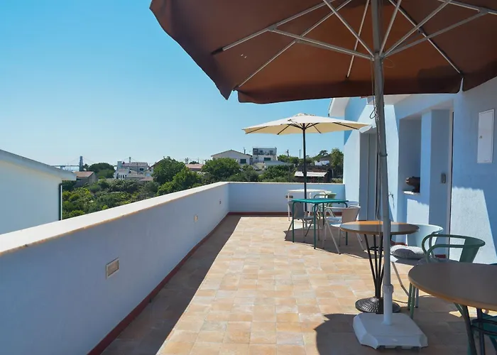 Maias House Гостевой дом